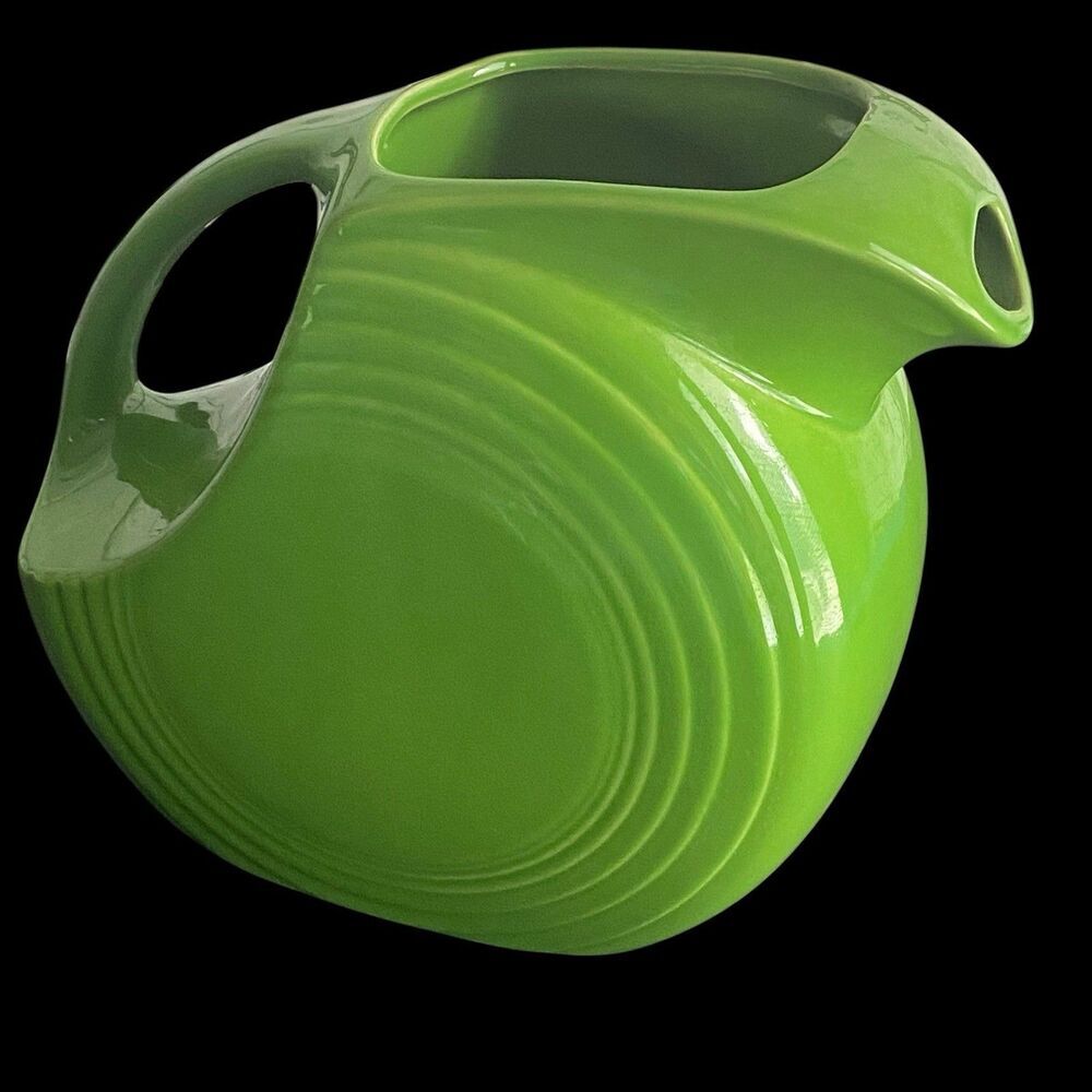 Fiestaware Shamrock Disk Pitcher 64oz Retired Post 86